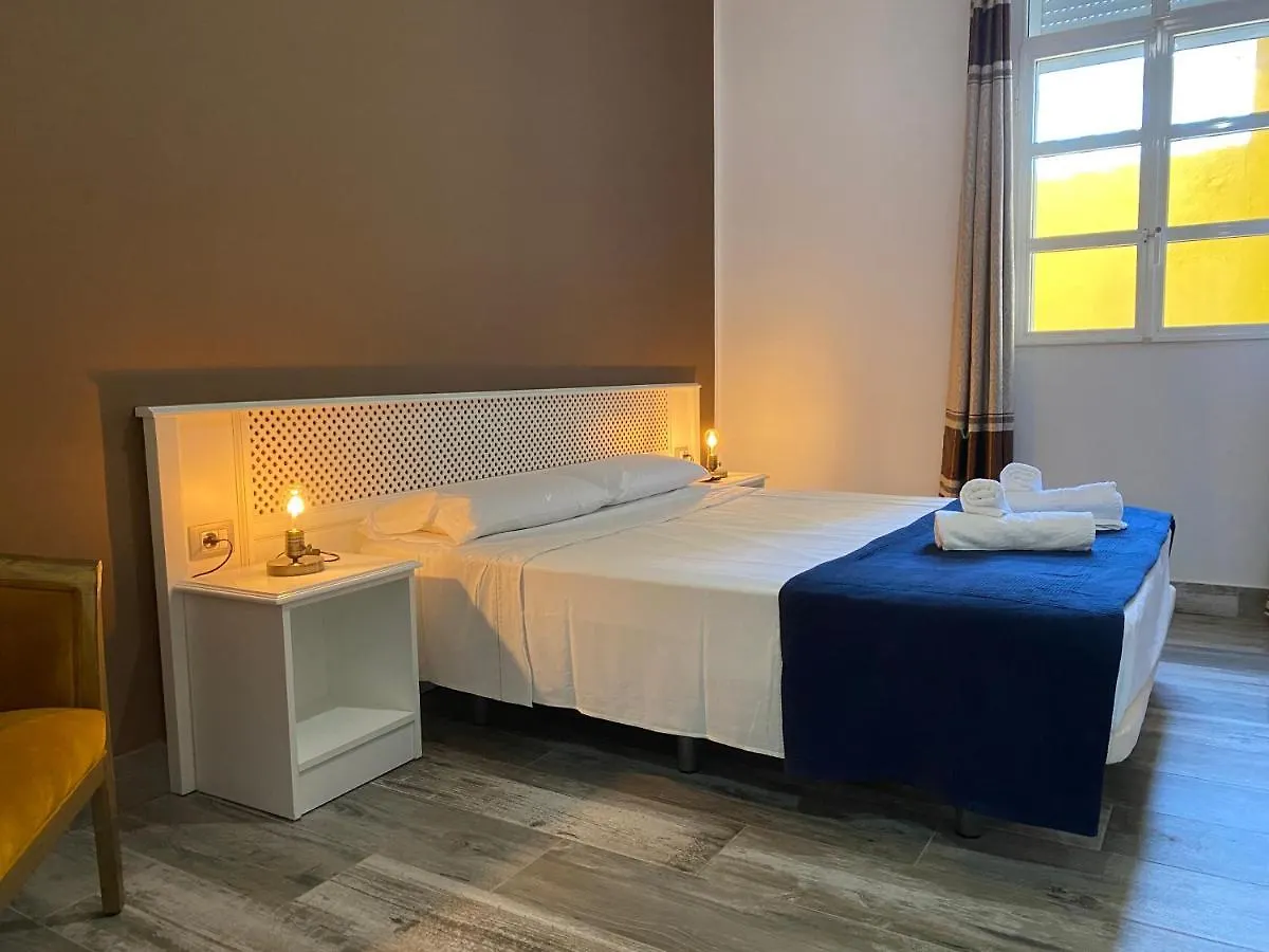 Hotel Pension Cassandra Buzanada