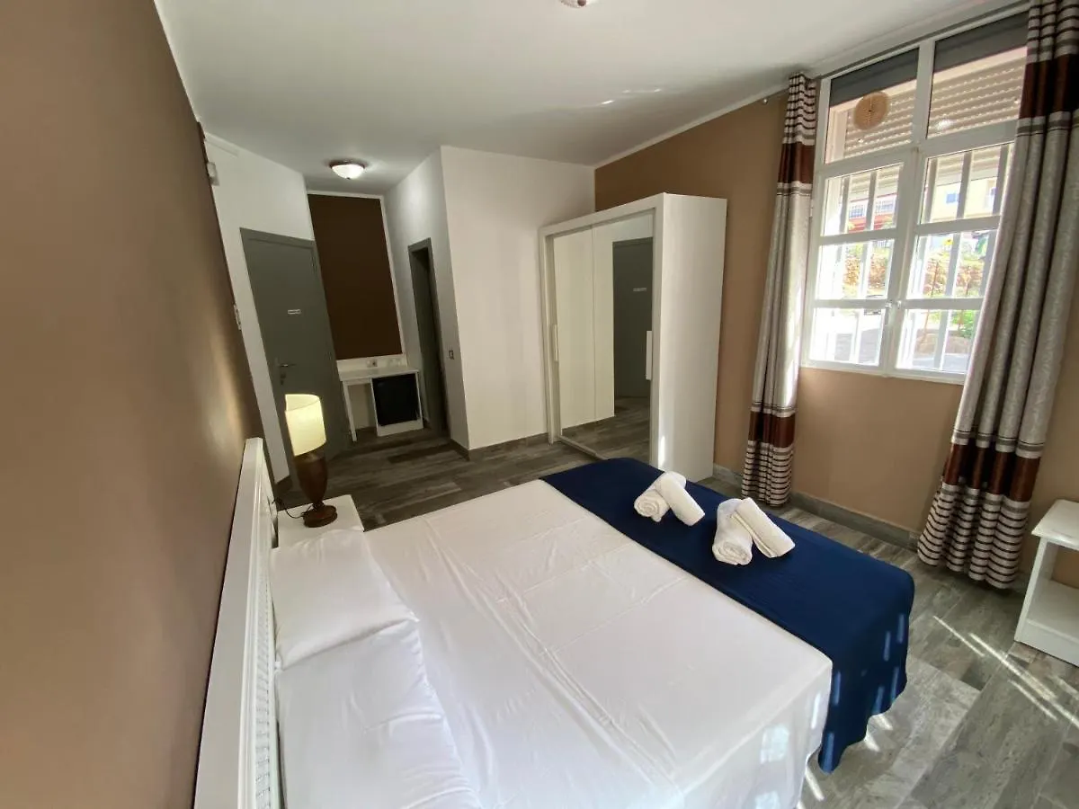 Hotel Pension Cassandra Buzanada