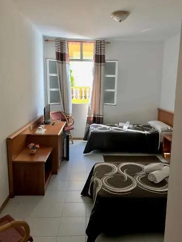 Hotel Pension Cassandra Buzanada