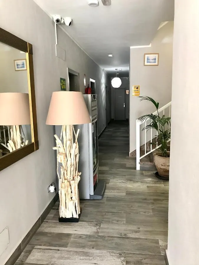 Hotel Pension Cassandra Buzanada